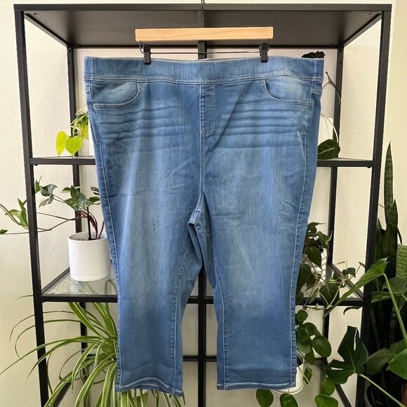 New Torrid Blue Cropped Jeans/Jeggings - Size 5X - Picture 1 of 5